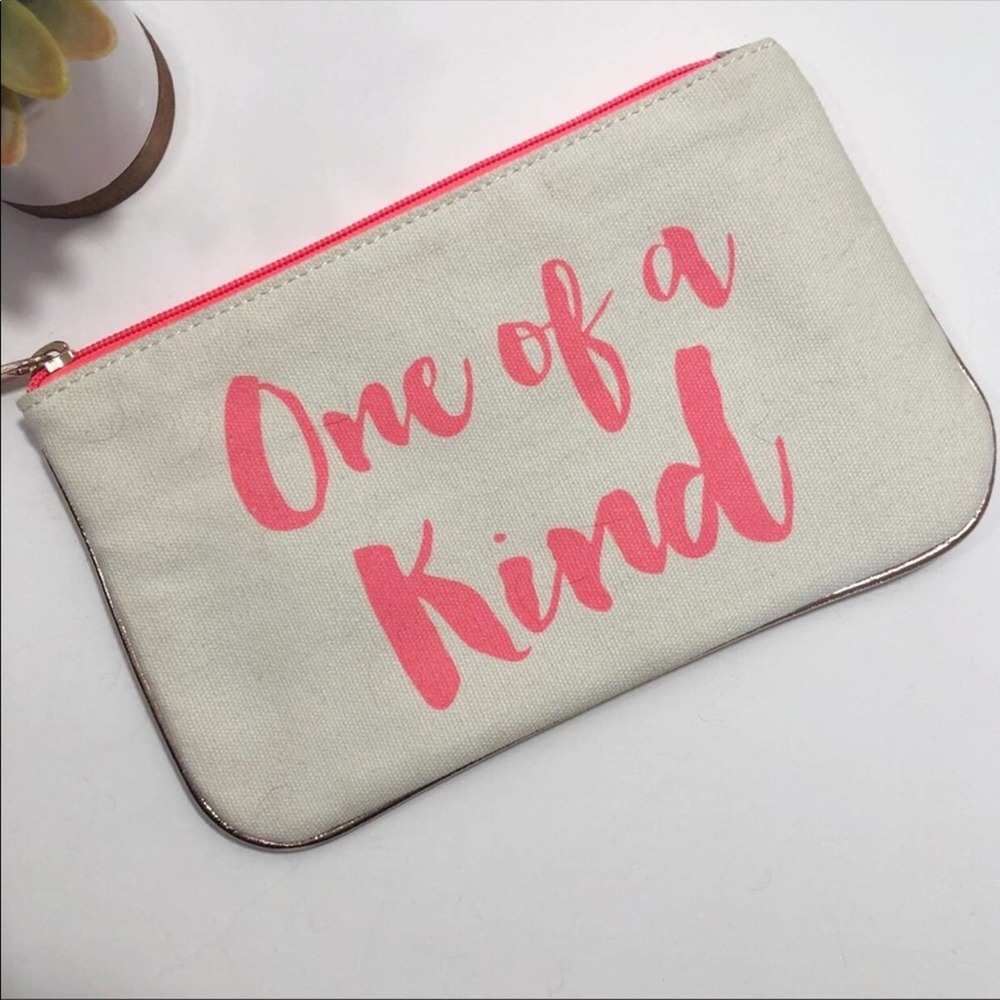 Oasis One Of A Kind Makeup Bag Pencil Case Cream Hot Pink- NWOT